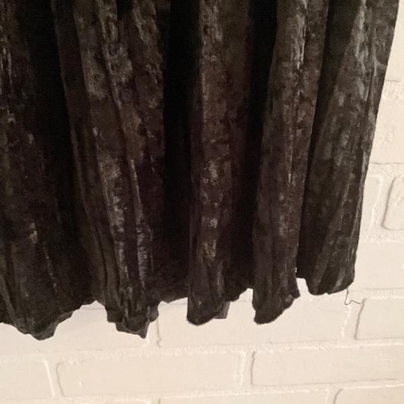 Vintage 90s Y2K Mini Skirt Crushed Velvet Black Flowy Pleated Dark Romantic L - Picture 6 of 13